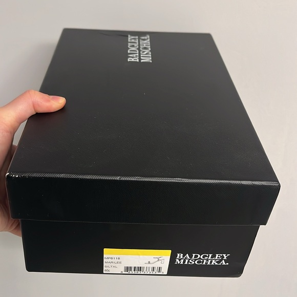 Badgley Mischka Silver Women's Shoes - Picture 6 of 6